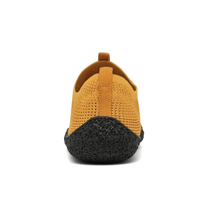 Chaussures de randonnée aquatique avec maintien du talon et stabilité sur terrain varié.