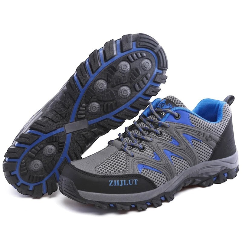 Chaussures de randonnée femme gris et bleu adaptées aux sentiers avec bonne accroche.