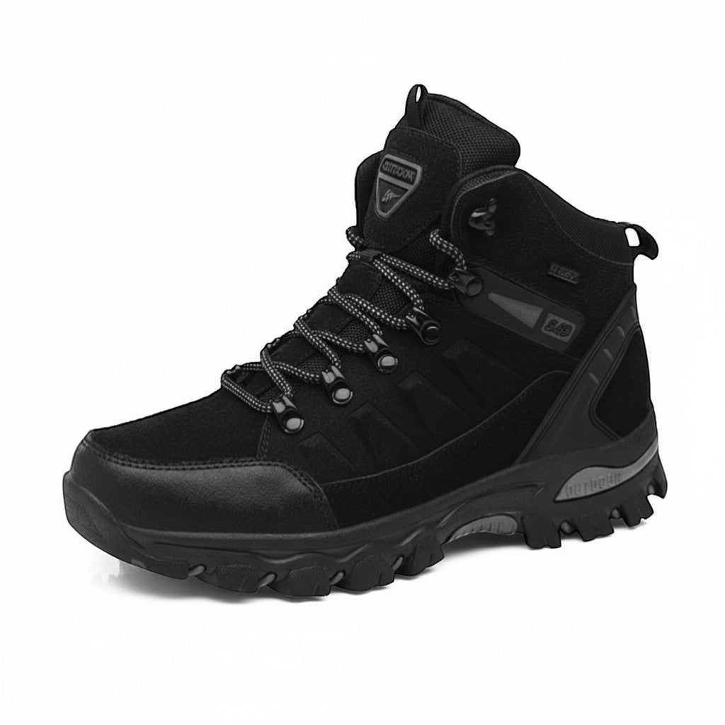 Chaussures de randonnée hiver femme noir avec confort optimal et protection contre les conditions froides.