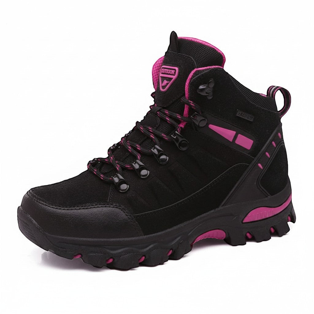 Chaussures de randonnée hiver femme noir et rose avec maintien renforcé et semelle antidérapante.