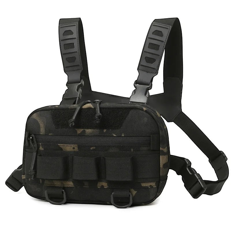 Harnais de poitrine tactique compact Passion Randonnée avec système MOLLE, motif camouflage, fabriqué en tissu 600D résistant.
