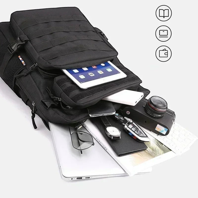 Passion Randonnée noir : sac à dos de randonnée robuste de 35 litres, fabriqué en nylon et en tissu Oxford, doté d'un traitement déperlant et de dispositifs antivol.