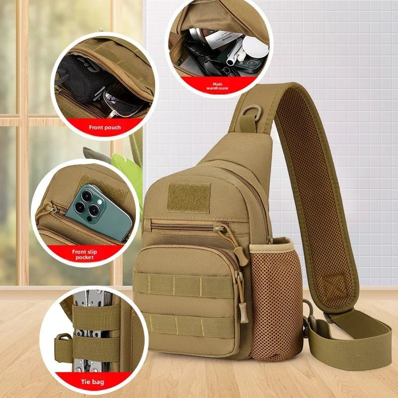 Sac à bandoulière Passion Randonnée en nylon beige, avec porte-bouteille, poche avant et poche plaquée.