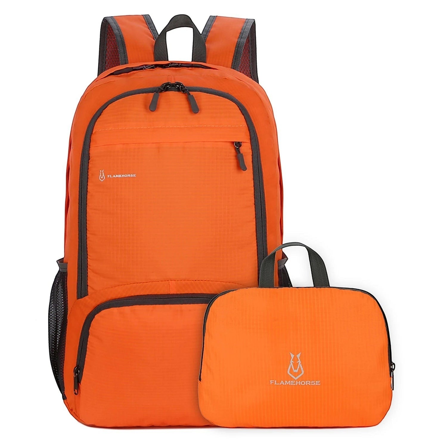 Sac à dos pliable en nylon orange Passion Randonnée, léger et imperméable, pour femme, avec une petite pochette de rangement.