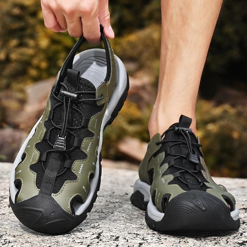 Sandales de randonnée pour homme Passion Randonnée, à semelle renforcée, en vert olive et noir, avec lacets réglables et doublure en maille respirante.