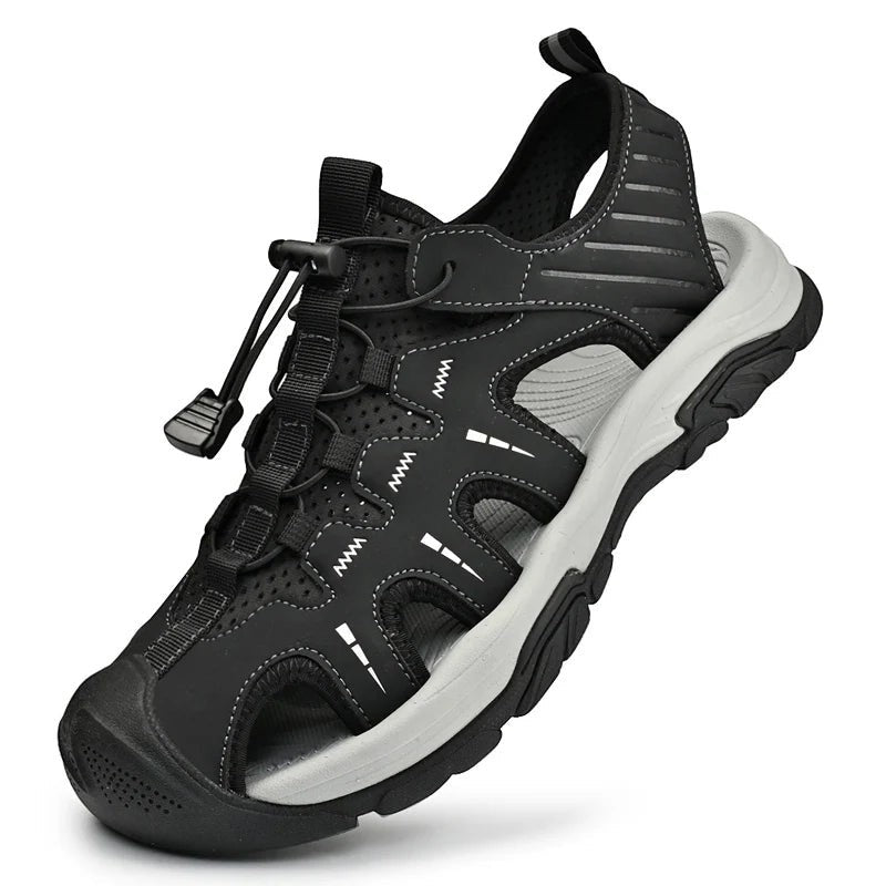 Sandales de randonnée Passion Randonnée noires pour homme, dotées d'une semelle renforcée, de sangles réglables et d'une doublure en maille respirante.