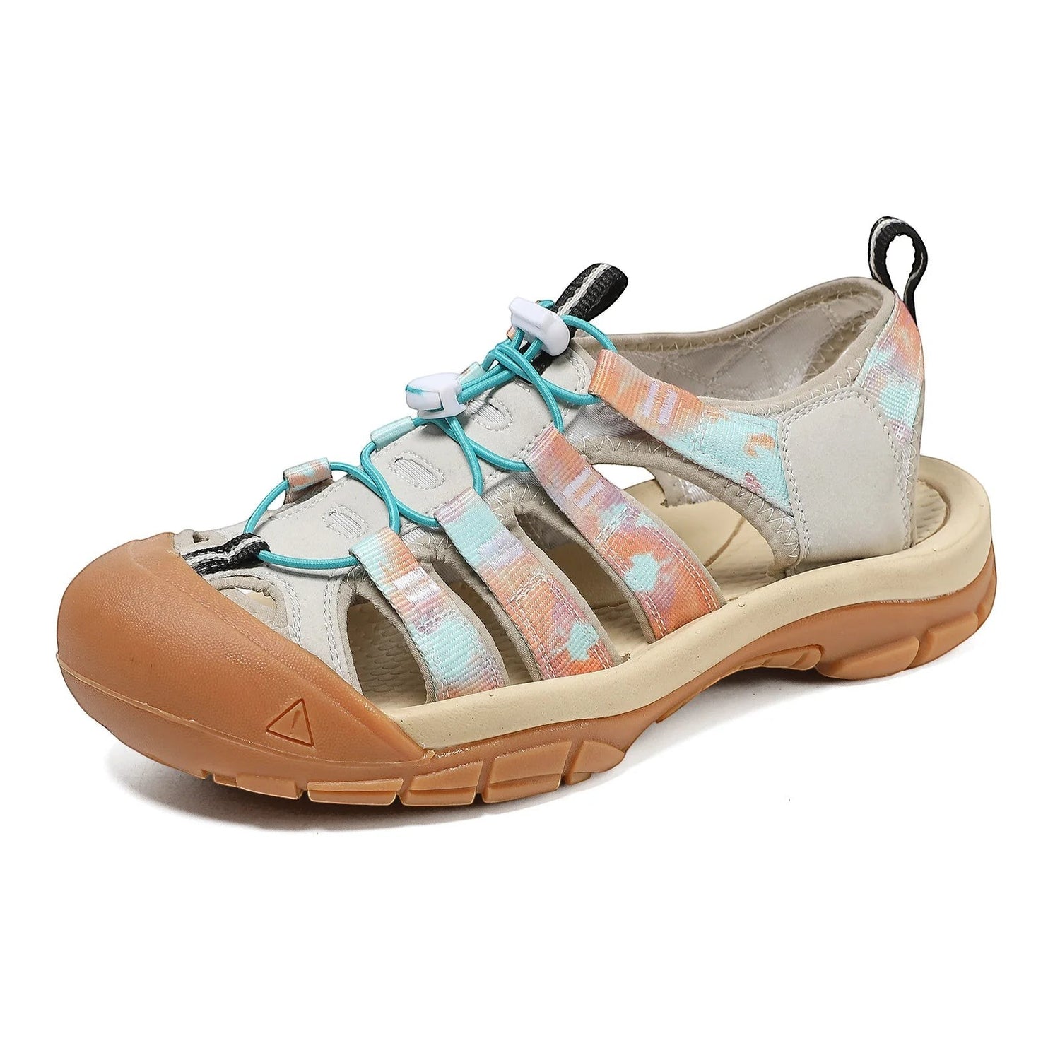 Sandales de randonnée Passion Randonnée à lanières beiges et multicolores (tie-dye), avec semelle en caoutchouc et bout renforcé.