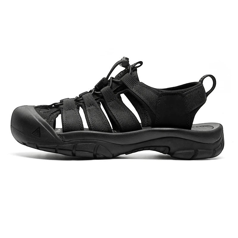 Sandales de randonnée mixtes Passion Randonnée, de couleur noire, dotées d'une semelle en caoutchouc respirante et antidérapante et d'une tige en polyester et élasthanne.