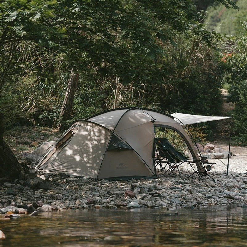 Tente de camping 4 saisons pour 2 personnes Passion Randonnée, avec armature en aluminium et double toit imperméable enduit de silicone.