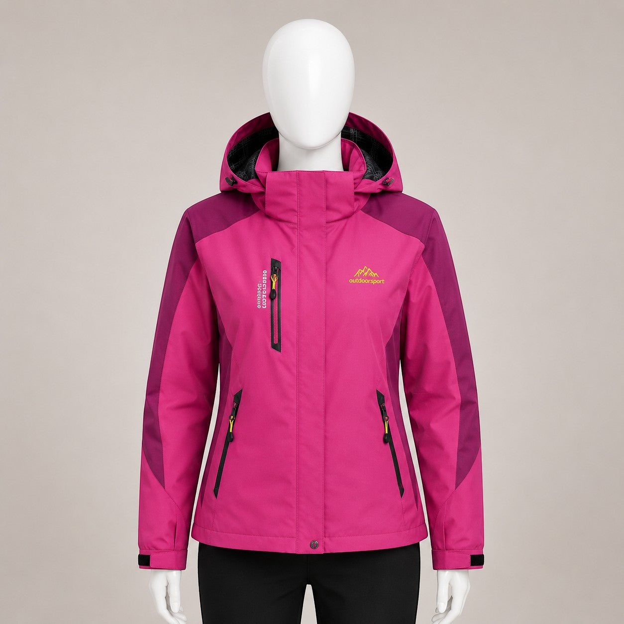 Veste femme rose Passion Randonnée portée de face, avec capuche enveloppante, poches zippées et coupe confortable pour la marche.
