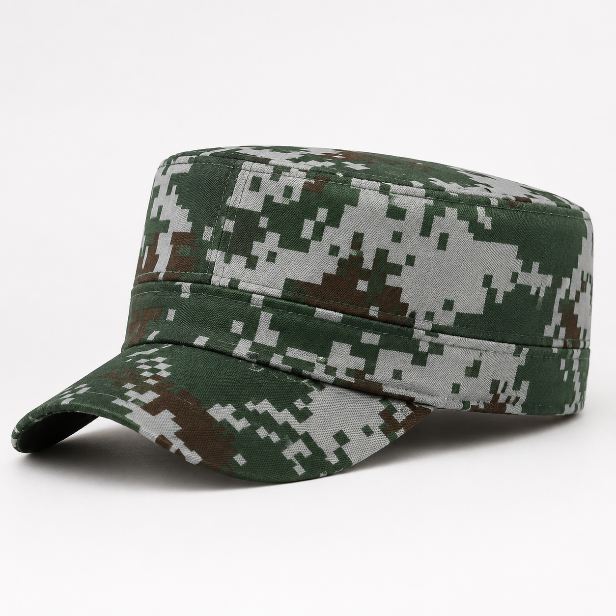 Casquette camouflage plate legere Passion Randonnee, differentes couleurs disponibles.