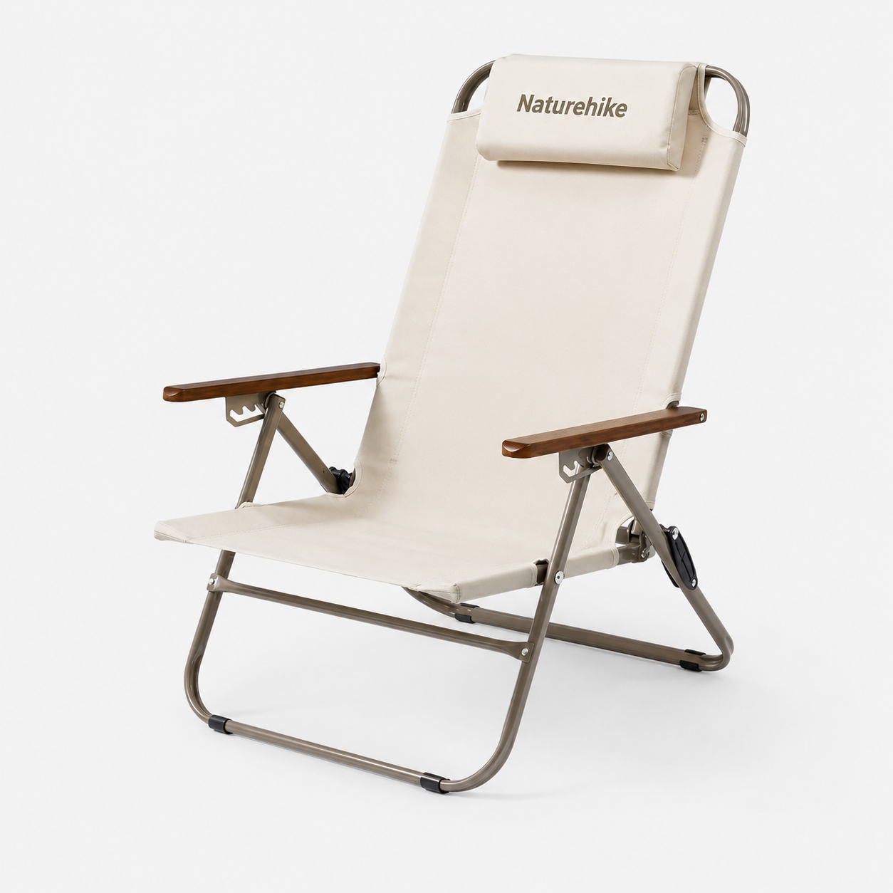 Chaise de camping pliante à dossier réglable Passion Randonnee, vue de face.