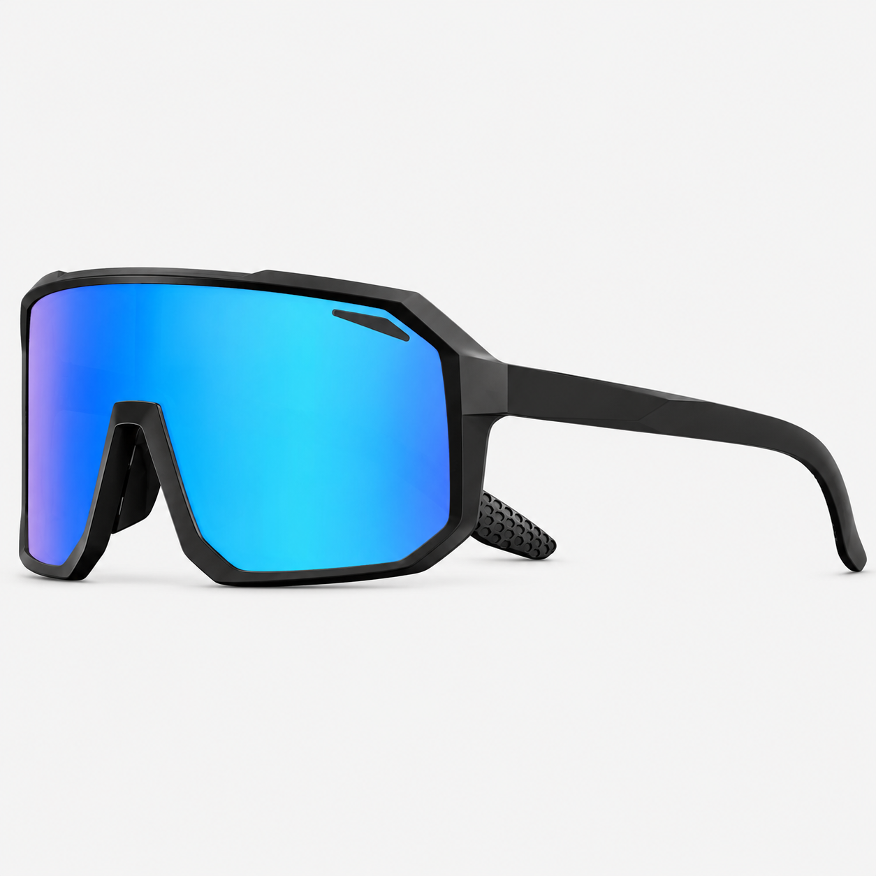 Détail des branches flexibles des lunettes UV400 Passion Randonnée, confort en randonnée.