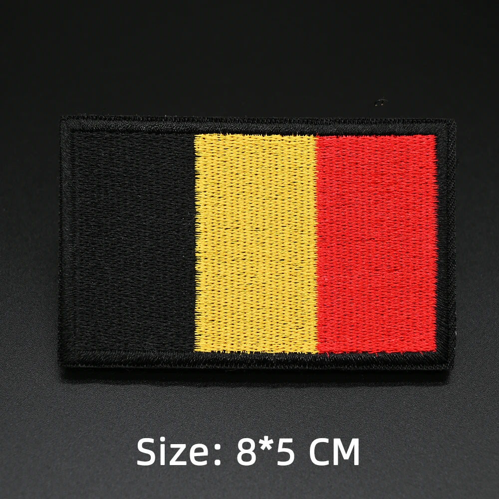 Patch drapeau sac randonnée brodé en randonnée en montagne Passion Randonnée.