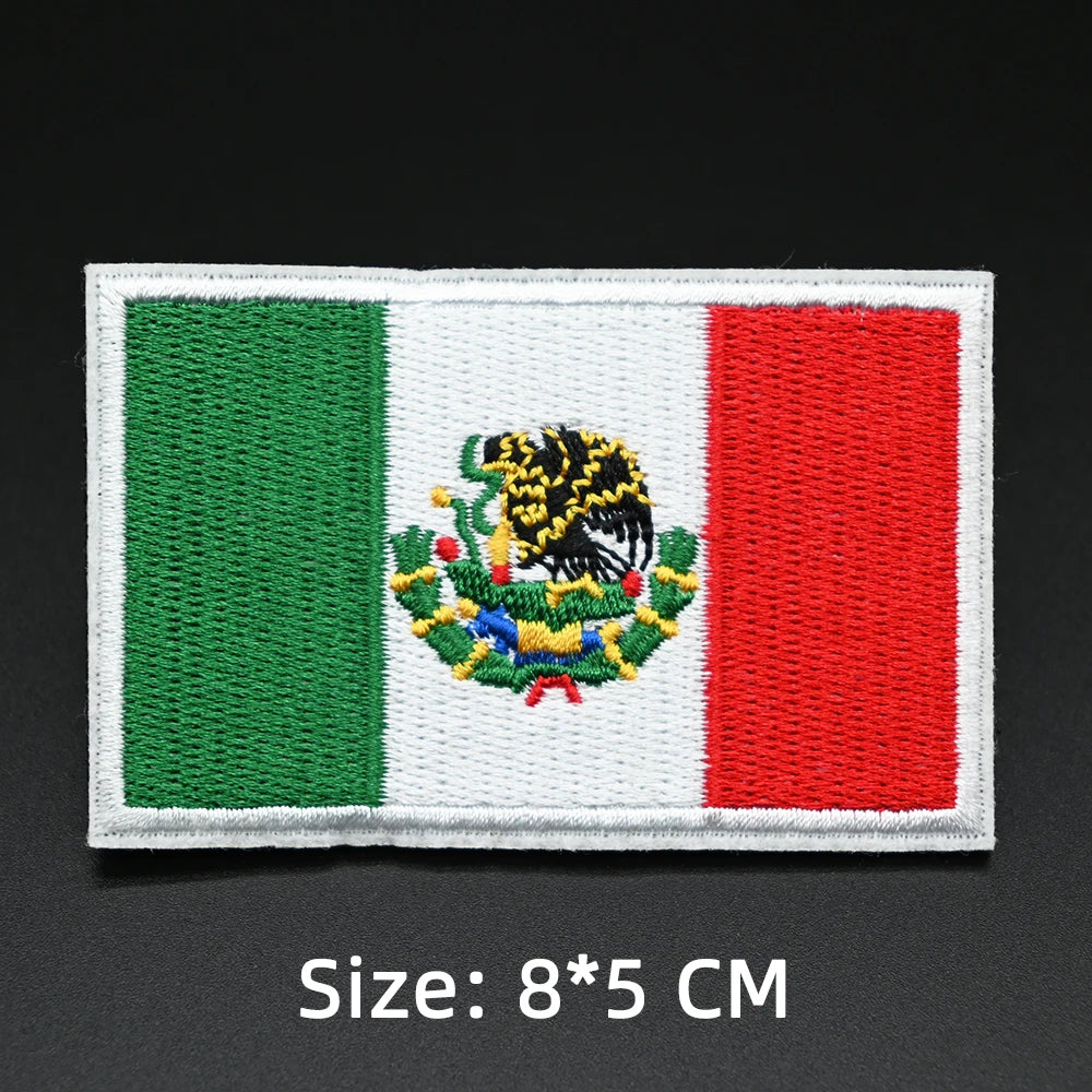 Patch drapeau sac randonnée brodé vue ensemble Passion Randonnée.