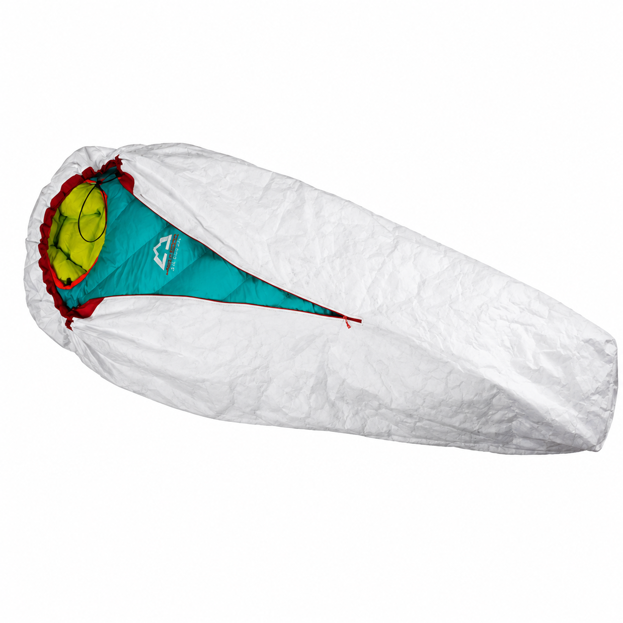 Protection bivouac Passion Randonnee utilisee en montagne, nuit a la belle etoile.