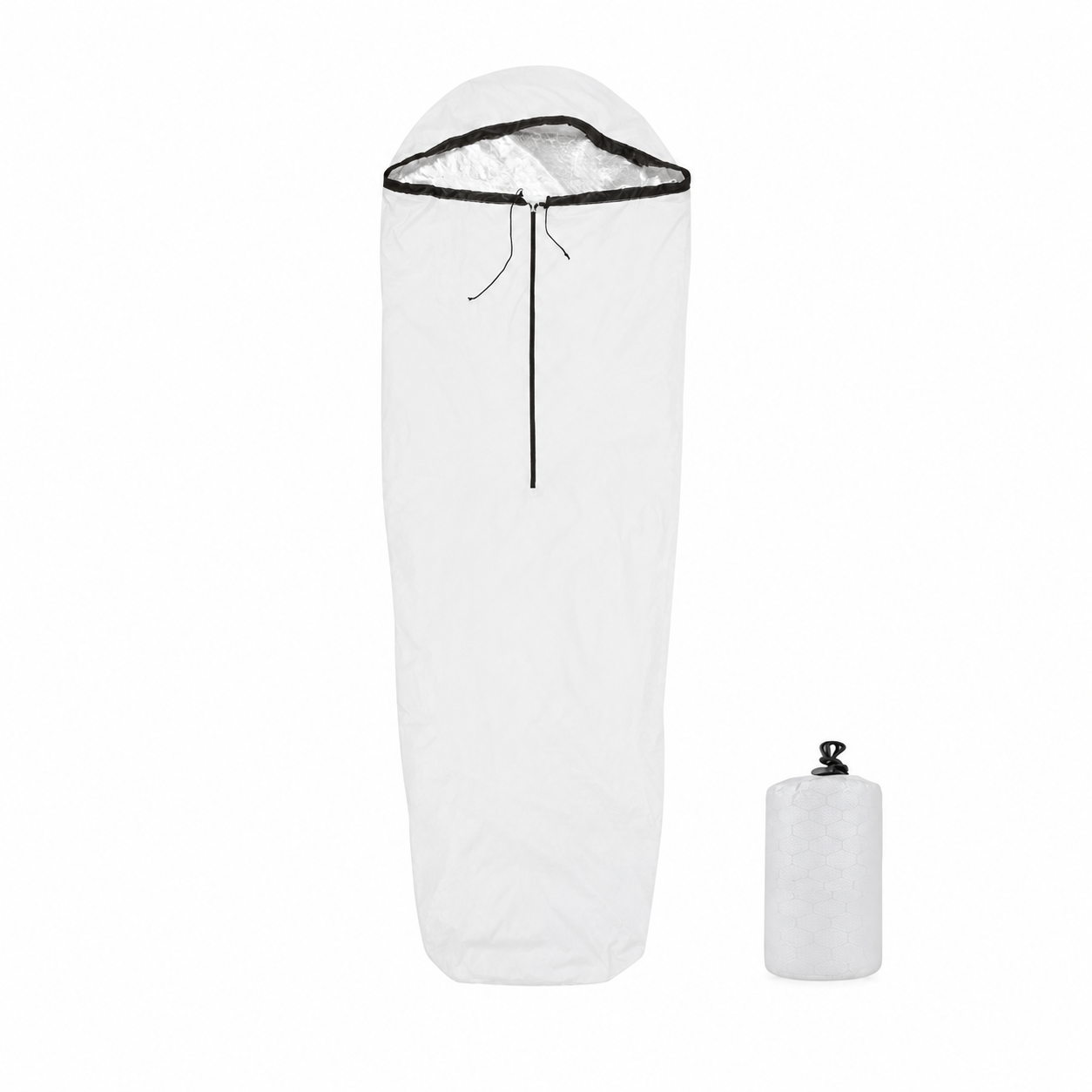 Sac de couchage thermique d'urgence Passion Randonnee en trekking hivernal.