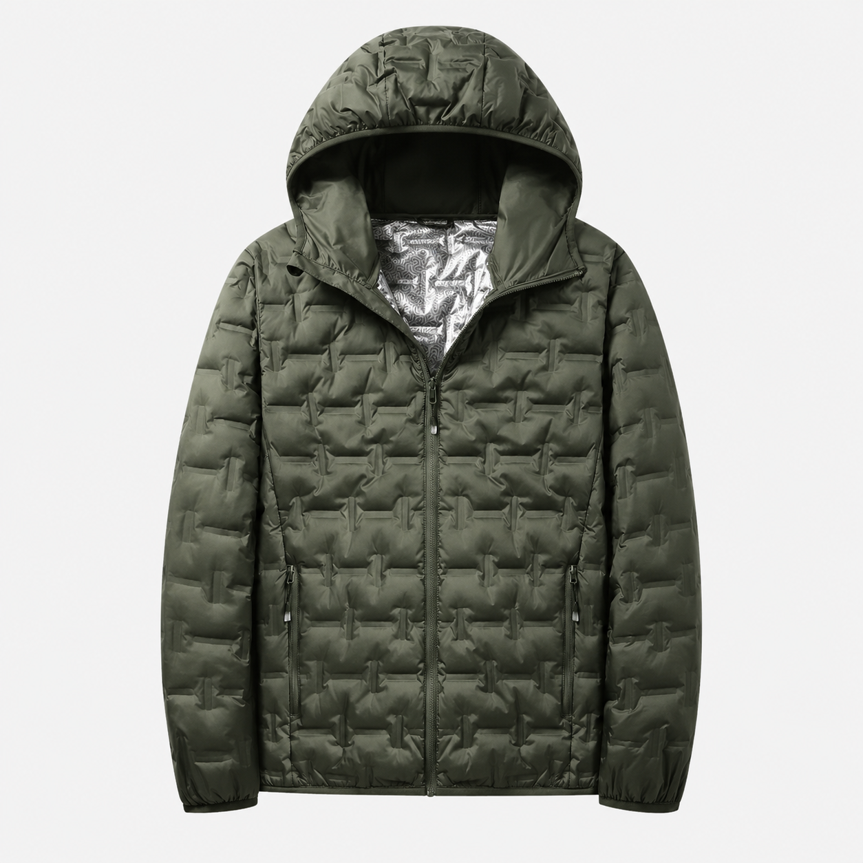 Profil de la veste outdoor homme Passion Randonnee avec capuche ajustable et coupe ergonomique.