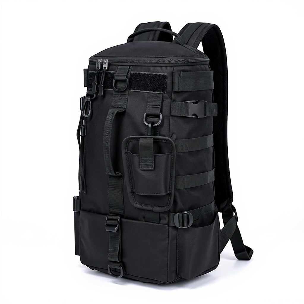 Sac à dos noir multi compartiments pratique pour randonnée et outdoor Passion Randonnée.